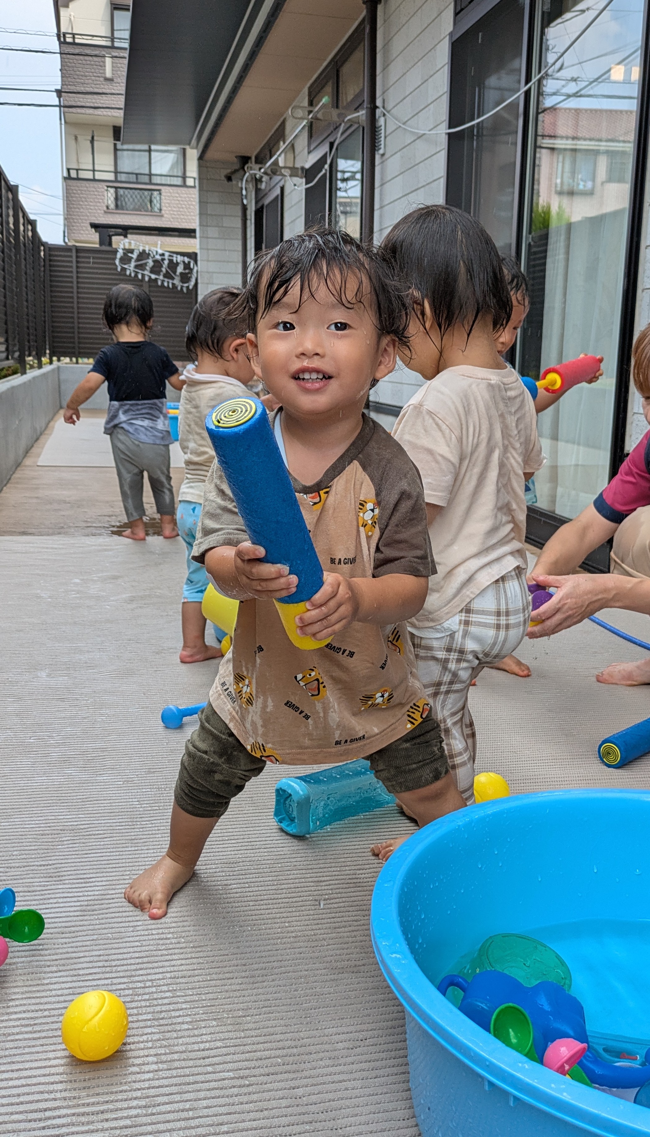 １歳児　わかば組　水遊び
