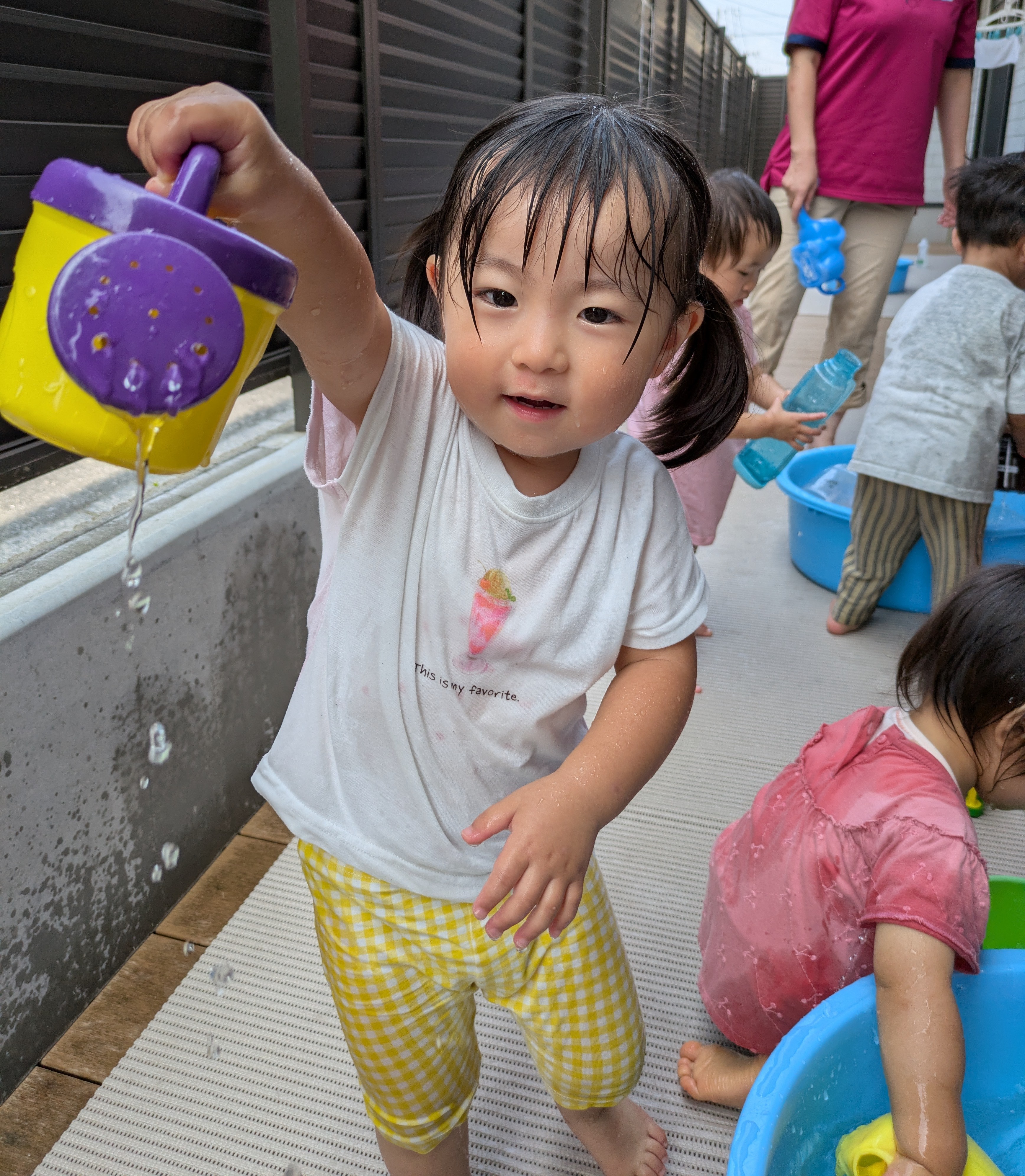 １歳児　わかば組　水遊び