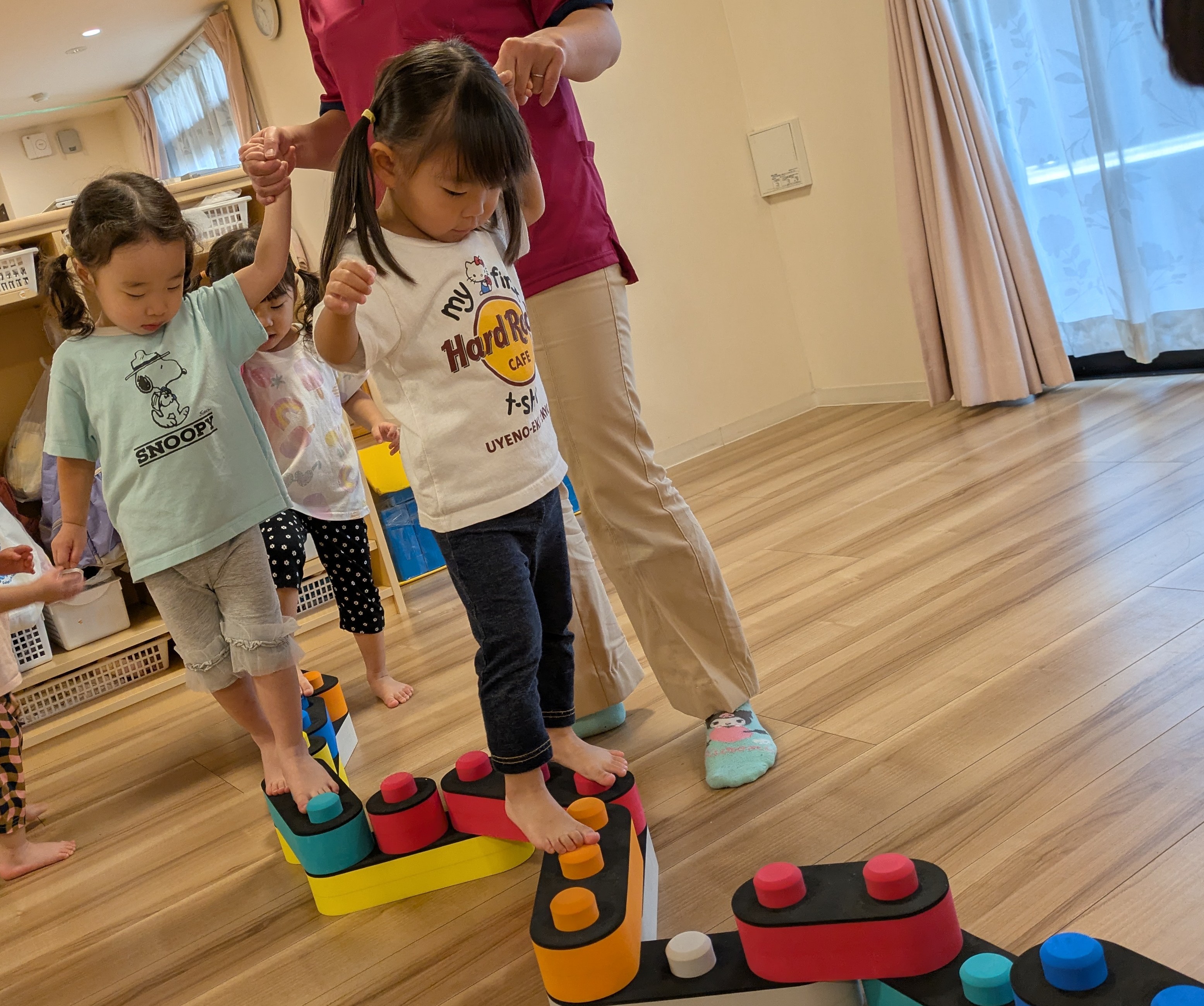 ２歳児　しずく組　大型ソフトブロック