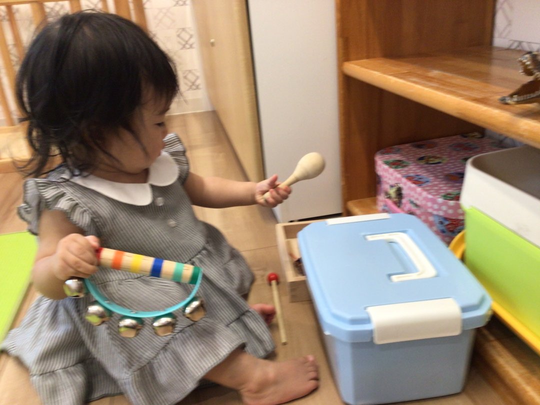 子育て広場　水遊びの様子