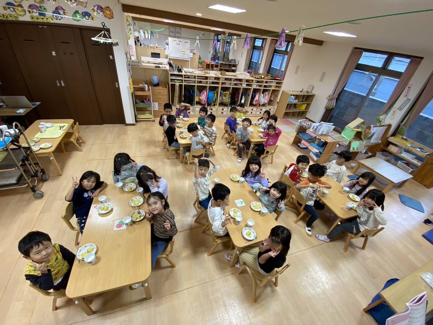 4歳つむぎ組・5歳児だいち組　スウィートポテトづくり