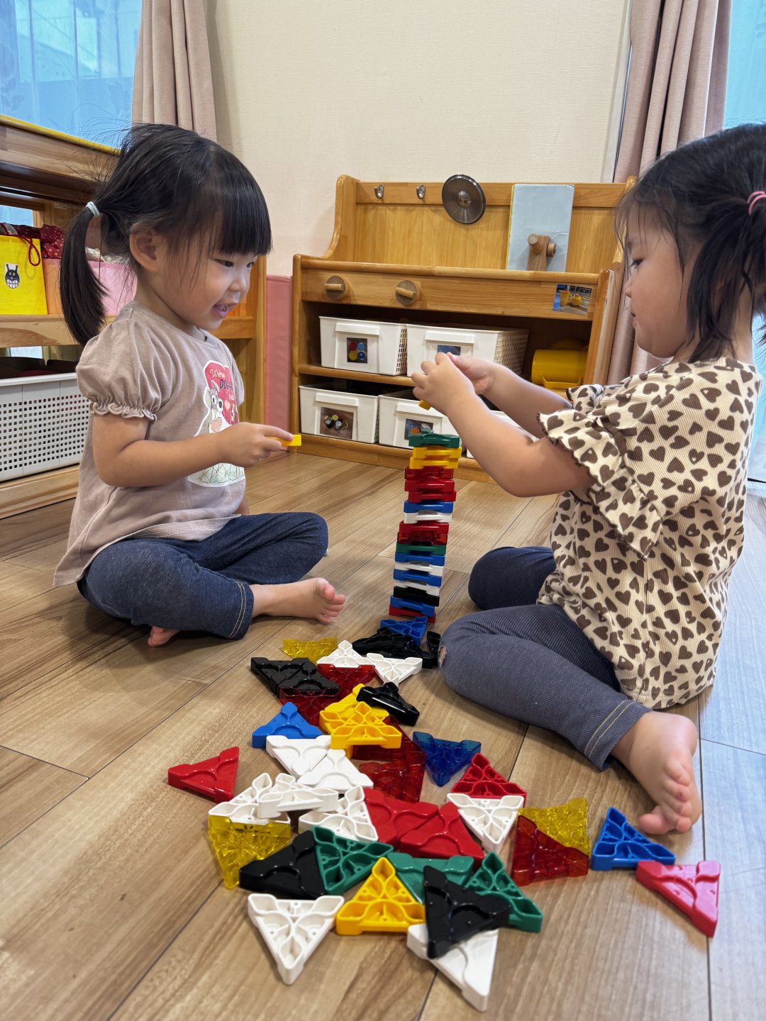 2歳児　しずく組　おともだちといっしょ♡