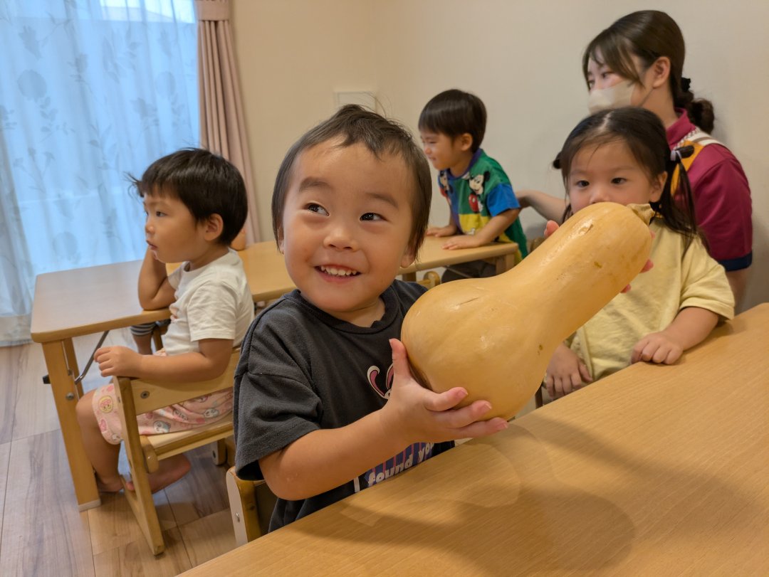 食育　2歳児　しずく組　かぼちゃニョッキづくり