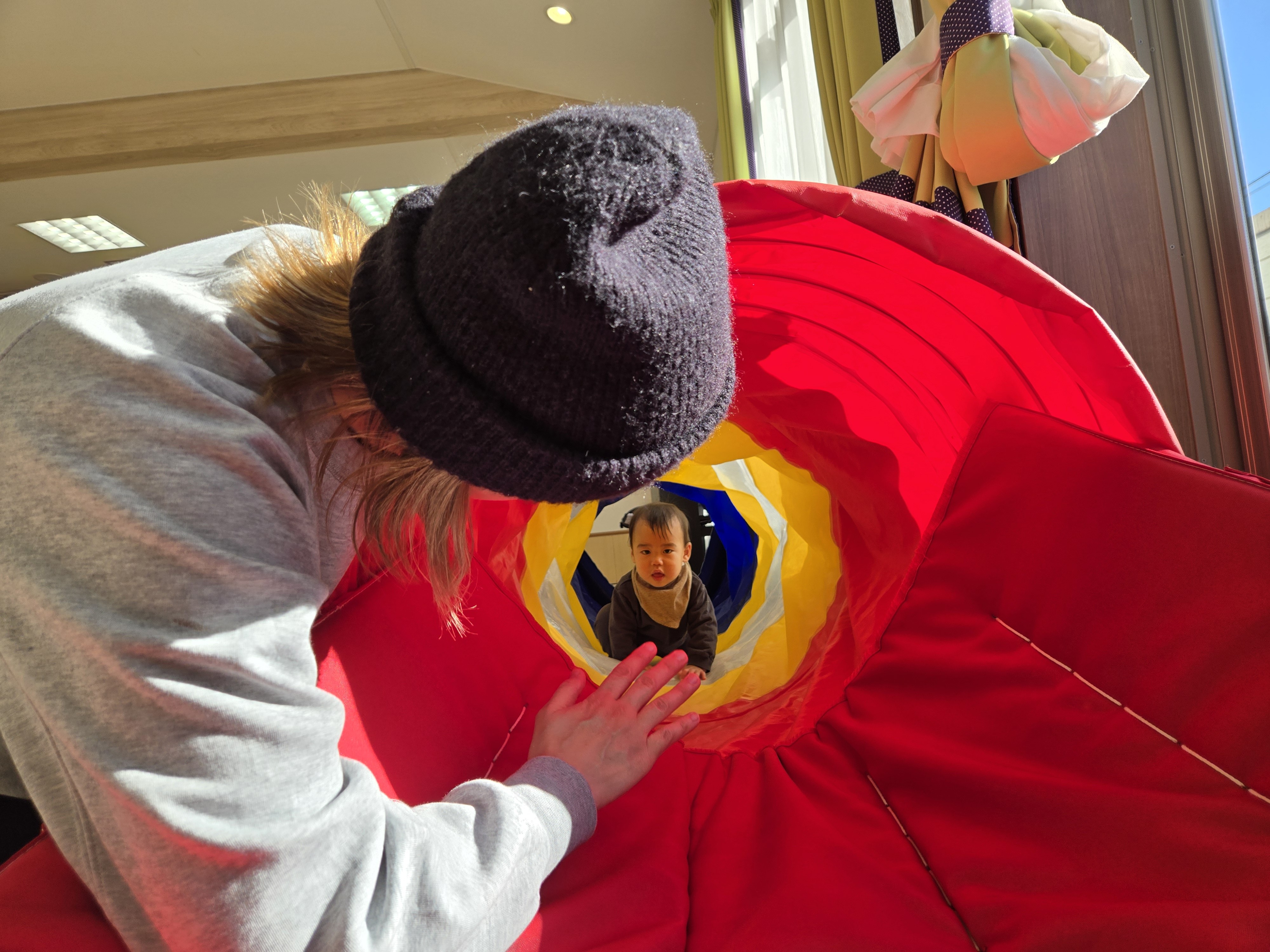 子育て広場　つどい　「ホールDEあそぼう！」