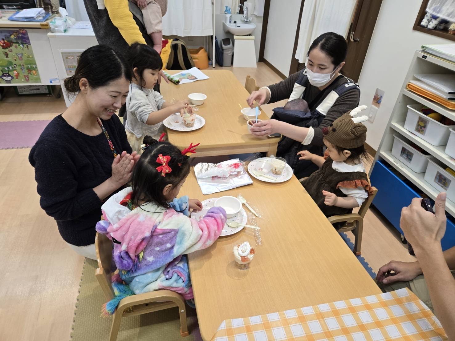 子育てひろば　つどい　「クリスマス会」