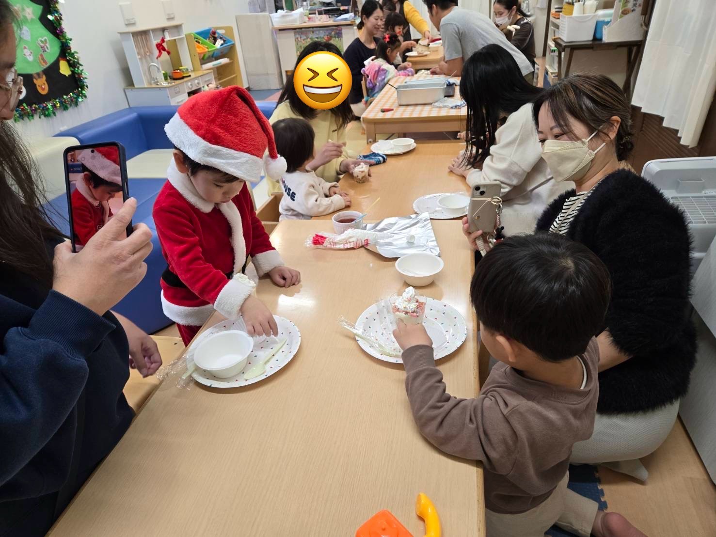 子育てひろば　つどい　「クリスマス会」